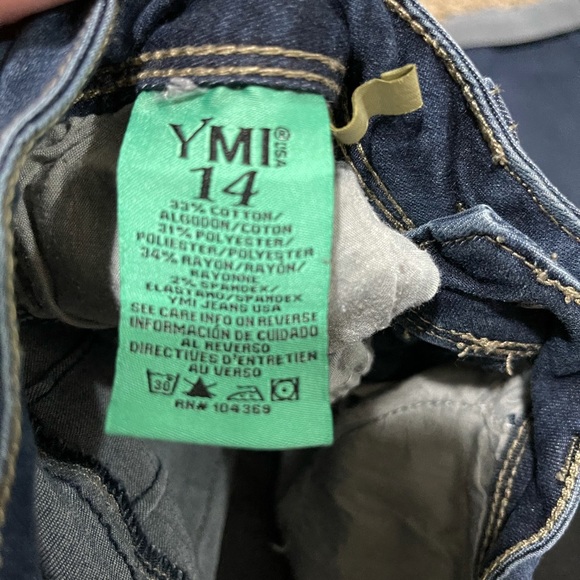 ⭐️YMI Jeans⭐️ - Picture 3 of 3